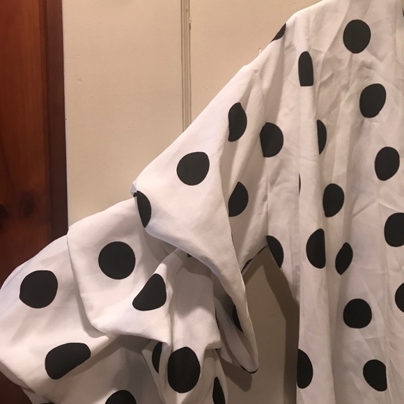 **sale**Impulsive wht/blk polka dot wrap tie top medium - Picture 7 of 7